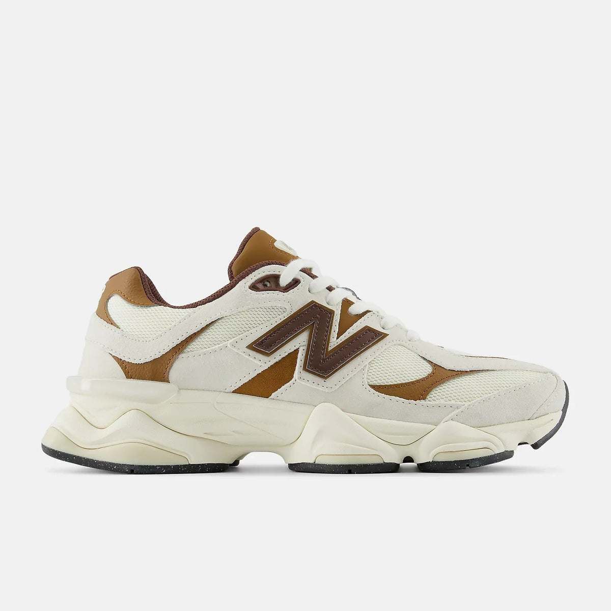 NB 9060 "Breakfast Tea / Angora