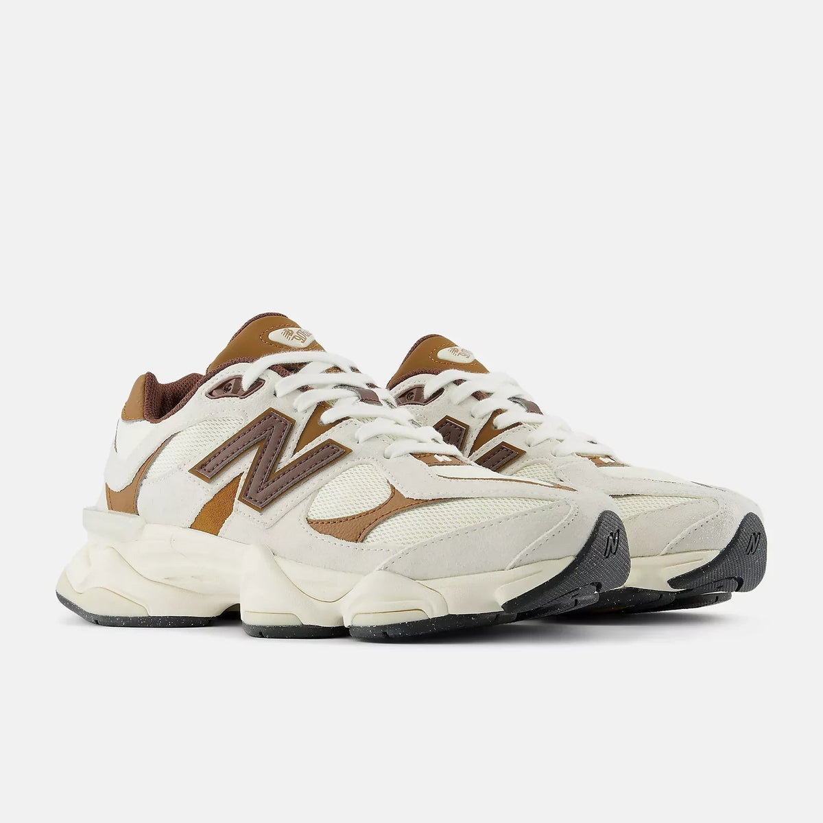 NB 9060 "Breakfast Tea / Angora